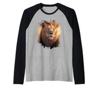 León majestuoso en la Sabana Africana Camiseta Manga Raglan