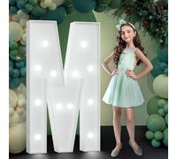 Letras iluminadas de marquesina de 2.3 pies de alto, M, color blanco frío, decoración de cartón, kits de bricolaje para cumpleaños, aniversario, graduación, fiesta, decoración de boda, M, 70 cm