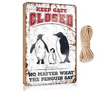 Letrero de madera con texto en inglés "Little Man Cave Keep Gate Closed No Matter What The Penguin Say Thing", letrero decorativo para colgar en la pared (23 x 35 cm)