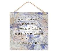 Letrero de madera para pared con texto en inglés "We Travel Not to Escape Life", mapa de la ciudad local, letrero de madera de 12 x 12 pulgadas, acuarela histórica, decoración de estantes, letreros de