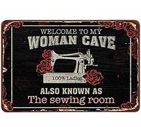 Letrero de metal con texto en inglés "Welcome to My Woman Ladies Also Known As The Sewing Room", letrero de metal de estaño y aluminio, póster de metal para el hogar, salón, porche, patio, 12 x 8
