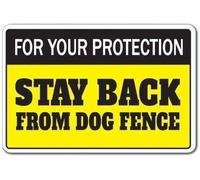 Letrero de metal para decoración de pared, barra de cueva de hombre, 30,5 x 20,3 cm, para tu protección, mantente alejado de la valla del perro, propiedad Keep Out Garage Man
