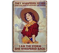 Letrero de metal retro con texto en inglés "She Whispered Back I am The Storm" para decoración de pared para el hogar, café, 12 x 8 pulgadas