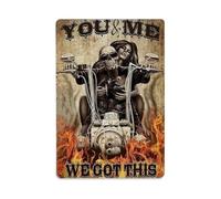 Letrero de metal vintage con texto en inglés "You & Me We Got This Biker Couple on Motorcycle with Flames & Skulls", cartel de metal retro para decoración de pared, 8 x 12 pulgadas