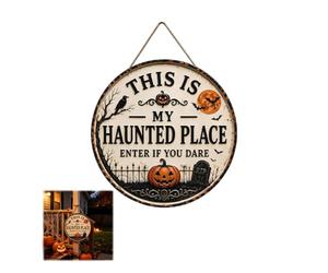Letrero para puerta de Halloween con texto en inglés "This Is My Haunted Place", decoración espeluznante para el porche frontal, placa rústica para colgar con calabaza y cuervo (40 * 40cm)