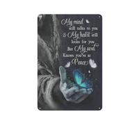 Letrero rústico de metal estilo granja: La Mano de Dios. Arte de pared con la mariposa y Jesús. Decoración de pared con imágenes cristianas negras. Impresión artística. Decoración para el hogar (do