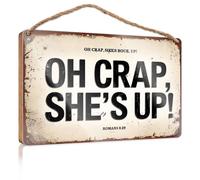 Letreros para colgar en la pared con texto en inglés «Oh Crap, She's Up!» para decoración de dormitorio de niños, decoración del día del jefe (15 x 28 cm)