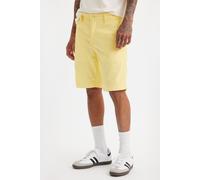 Levi's Short XX Chino™ de hombre. Amarillo 46