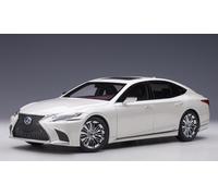 Lexus LC 500h 2018 Blanco Metalizado Modelo De Coche 1:18 Autoart