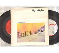 LIGHT A BIG FIRE - LIGHT A BIG FIRE - I SEE PEOPLE - 7 inch vinyl / 45