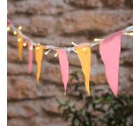 Lights4fun Guirnalda luminosa de banderines con 50 luces LED de color blanco cálido, funciona con pilas y temporizador, decoración para primavera y verano, interior y exterior, jardín, color rosa y