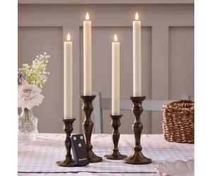 Lights4fun TruGlow® Juego de 4 Velas LED Recargables Sin Llama con Luz LED Blanca Cálida en Cera Real con Temporizador y Control Remoto Decoración para Interiores