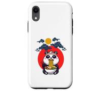 Lindo panda comiendo ramen bajo el cielo iluminado por la luna Carcasa para iPhone XR