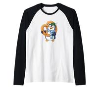 Lindo pingüino de Dibujos Animados con Pretzel diseño de Baviera Camiseta Manga Raglan