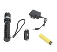 Linterna LED recargable de aleación de aluminio, enfoque de zoom giratorio con bombilla XPE, 3 modos de brillo para acampar al aire libre, senderismo, opción negra o roja (B)