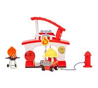 Little Tikes Let's Go Cozy Coupe Estación de Bomberos - Incluye un camión de bomberos, un sombrero, una parrilla para barbacoa y una boca de incendios - Edad: 3+ años