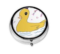 Little Yellow Duck Este pequeño pastillero redondo impreso es un organizador portátil de pastillas y vitaminas perfecto para bolsillos, bolsos y viajes.