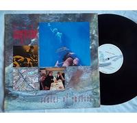 Living in a Box - LIVING IN A BOX Scales of Justice 7" 45