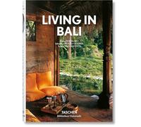 Living in Bali (Bibliotheca Universalis)