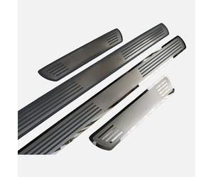 LiYeeYP 4 Piezas Protector Umbral para Honda ZR-V 2023-2026 | Listón estribo embellecedor, Evita arañazos calzado, Acero inscripto duradero, Marco inferior entrada, Relieve antideslizante