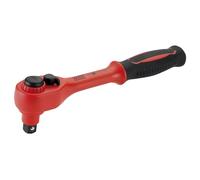 Llave Carraca 1/2" Aislada, alta resistencia, mango ergonómico, ideal para trabajos eléctricos y mecánicos.