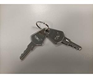 LLAVE DE REEMPLAZO PARA CARTERAS MENABO