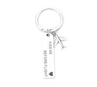Llavero personalizado de acero inoxidable con etiqueta "Kiss Me Before Flight" y dije de avión, regalo para mujeres, madres, hermanas y buenos amigos, regalos divertidos únicos, regalos de amor para
