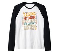 Lo Retro de criar a mi mamá es Tan difícil Que no Escucha de Forma Divertida Camiseta Manga Raglan