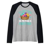 Lo único en mi mente es tejer Camiseta Manga Raglan