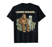 Loading Invasion Sasquatch Bigfoot Alien Playing Video Games Camiseta