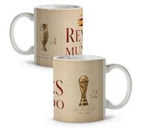 LolaPix Taza Futbol España Campeones Mundial 2026 2 Estrellas. Taza Mundial de Fútbol. Cosas de Futbol para Niños. Colección Mundial. Apta para lavavajillas 330ml ESPAÑA Reyes del Mundo