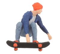 LOORGVEL Mini Figura de Personas en Patineta para Decoración, Tamaño 1:64, Color Azul, Material Resina Resistente, Accesorios para Mesas de Arena y Escenas Creativas, Modelo Humano
