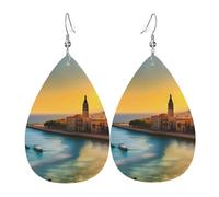 Los aretes de cuero con forma de lágrima de Sunset in Barcelona son un accesorio lujoso y de moda adecuado para mujeres, mostrando encanto individual.