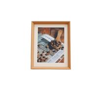 Los marcos de fotos están disponibles en una variedad de tamaños y se pueden colgar en la pared.(Wood color,6 inches [10 * 15.2])