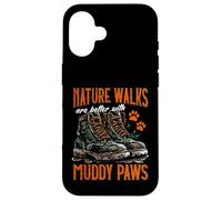 Los paseos por la naturaleza son mejores con patas fangosas caminando con perro Carcasa para iPhone 16