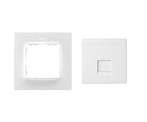 Lote de marco y tecla para toma RJ45 en acabado blanco mate Simon 82 Concept