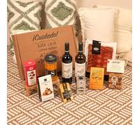 LOTE GOURMET - 070-25 / con vinos ecológicos Finca Fabián, queso curado Mercadal, embutidos selectos, dulces artesanos y aceite virgen extra en caja Kraft