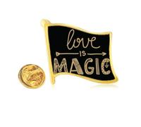 Love is magic - Pin de solapa con bandera de metal dorado