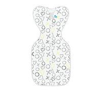 Love To Dream Swaddle UP - Recién nacido de 2.2-3.8 kg, Kisses White - Ajuste cómodo que apoya un sueño saludable, viscosa de 0.2 tog, ideal para temperaturas cálidas (24-27 °C), lavable a máquina y
