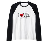 Loved John 3:16 Red Plaid Heart Christian Valentines Love Camiseta Manga Raglan