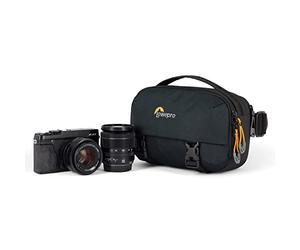 Lowepro Trekker Lite HP 100 - Fabricada con Tela Reciclada y Teñida en Solución - para Cámara sin Espejo con Sensor de Recorte y Objetivo, Sistema de Compresión Que Estabiliza la Cámara, Negro
