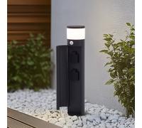 Lucande Lámpara sobremuro Corban, gris, sensor, enchufes, IP44