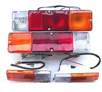 Luces traseras delanteras izquierda y derecha + intermitente delantero. 1 juego