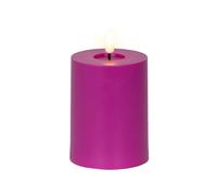 Lumineo Vela LED con función de temporizador, 7,5 x 12 cm, cera - interior y exterior - efecto llama parpadeante - Vela de cera auténtica funciona con pilas - Vela de cera rústica lila blanco cálido