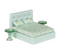 LUNDBY Muebles de casa de muñecas, cama de muñecas cama doble con cabecera | Accesorios para casa de muñecas, muebles en miniatura, ropa de cama estrellas y rayas, 2 almohadas, 2 mesitas de noche