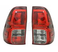 Luz trasera izquierda 11-12962-15-2 TYC para TOYOTA HILUX VIII Pick-up