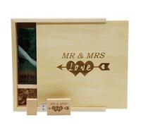 LXSINO Memoria USB de Madera Con Láser Grabada por Mr & Mrs Design - 32 GB Con Caja de Madera para Fotografía (170*170*35 mm) para Novia, Novio (Maple)