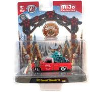 M2マシーン M2 Machines 1:64 Diorama - Chevy Silverado 10 1977 "Sean's Fresh Tree Farm" con figura y perro | MiJo Exclusivas | Limitado 6,600 piezas