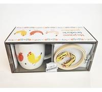 Ma pause broderie poulettes: Coffret avec 1 mug, 1 kit broderie point de croix, 1 livre pour réaliser ses broderies