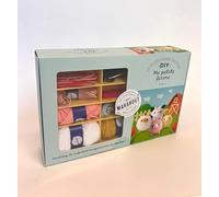 Ma petite ferme: Coffret avec 10 pelotes de fil 100% coton, 1 crochet, du rembourrage, des yeux de sécurité, 1 livre de crochet expliquant toutes les étapes des 4 modèles